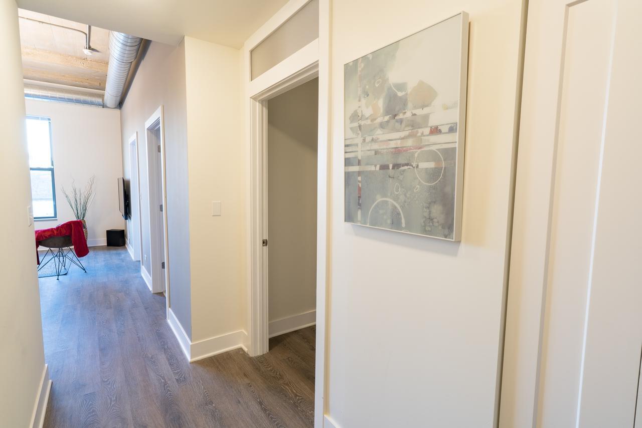 Apartment Mccormick Place Lofts By Cloud9