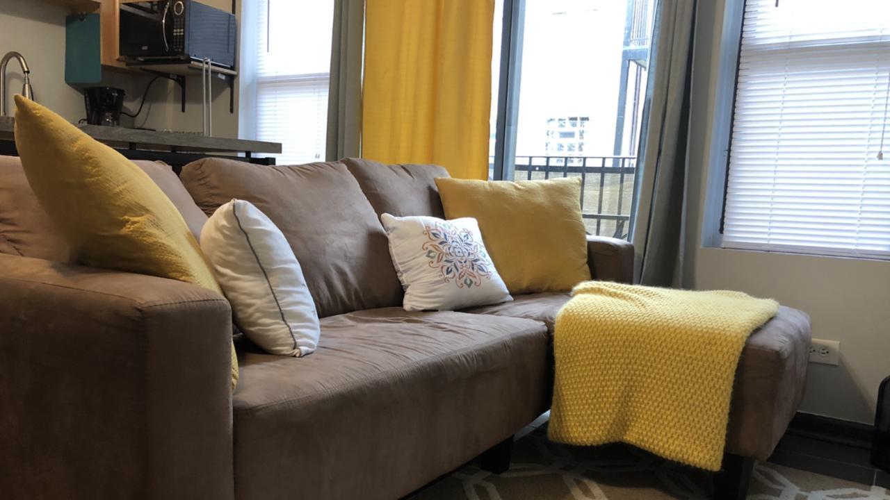 Apartment Loft W/ Pool & Rooftop Deck