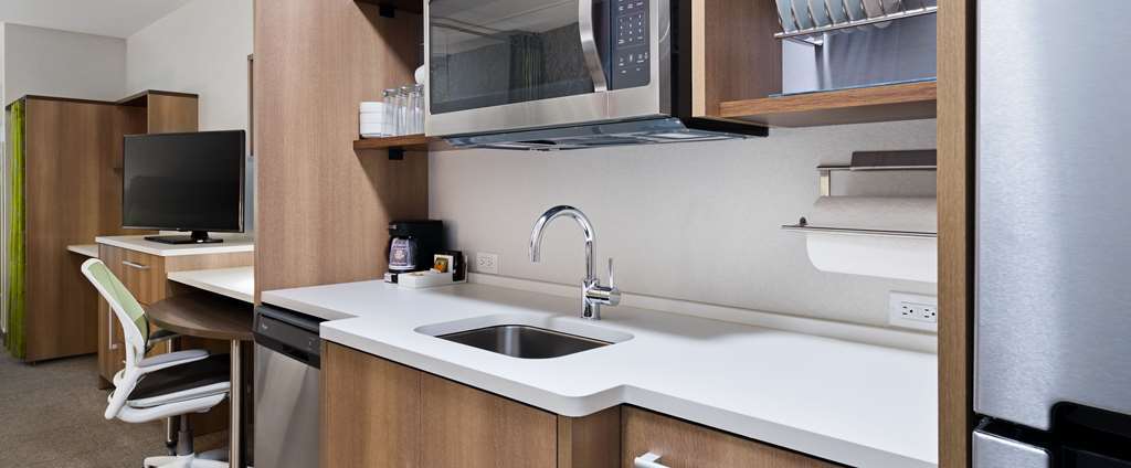 Hotel Home2 By Hilton Mccormick Place 3*