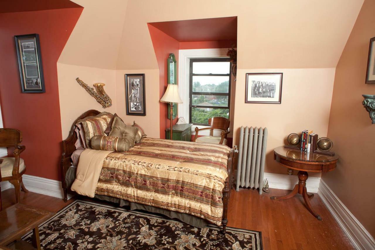 Welcome Manor Bed & Breakfast 5*