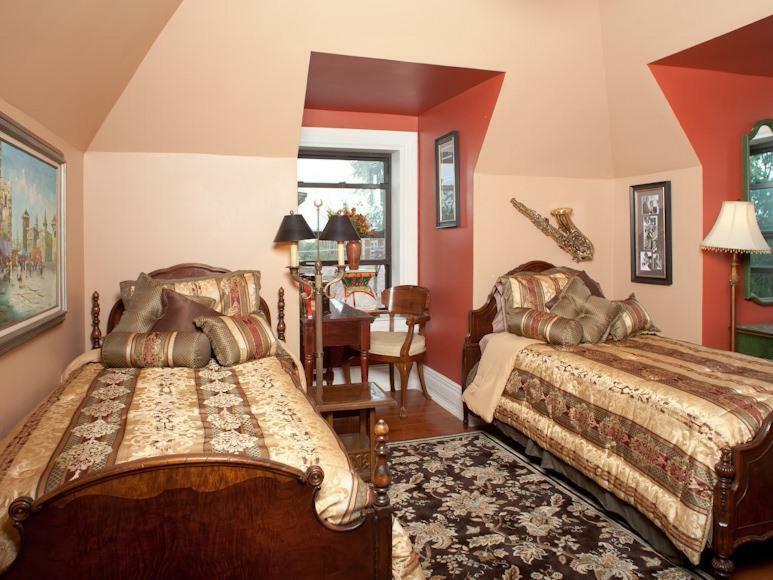 Welcome Manor Bed & Breakfast 5*
