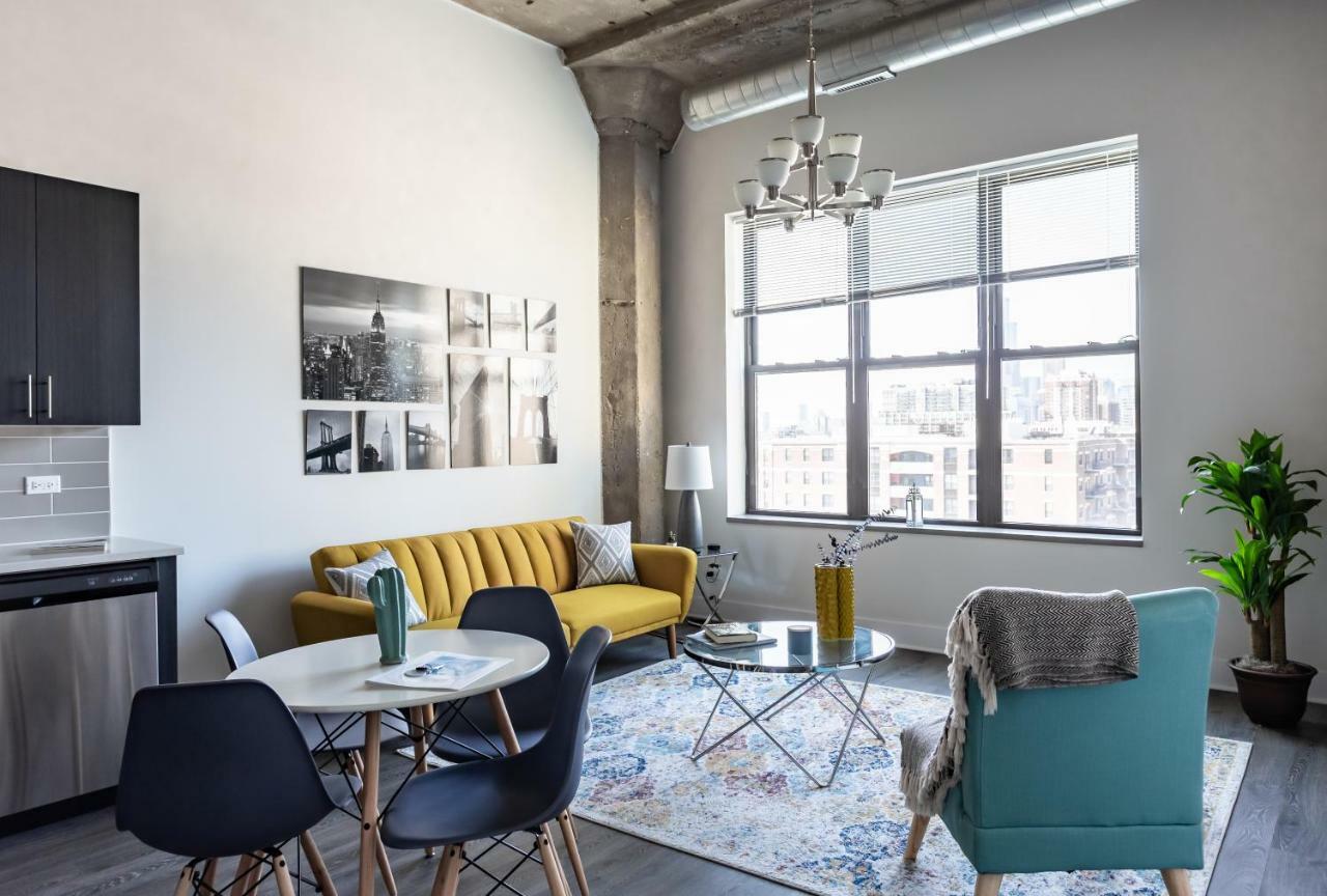 Mccormick Place Lofts By Cloud9 *
