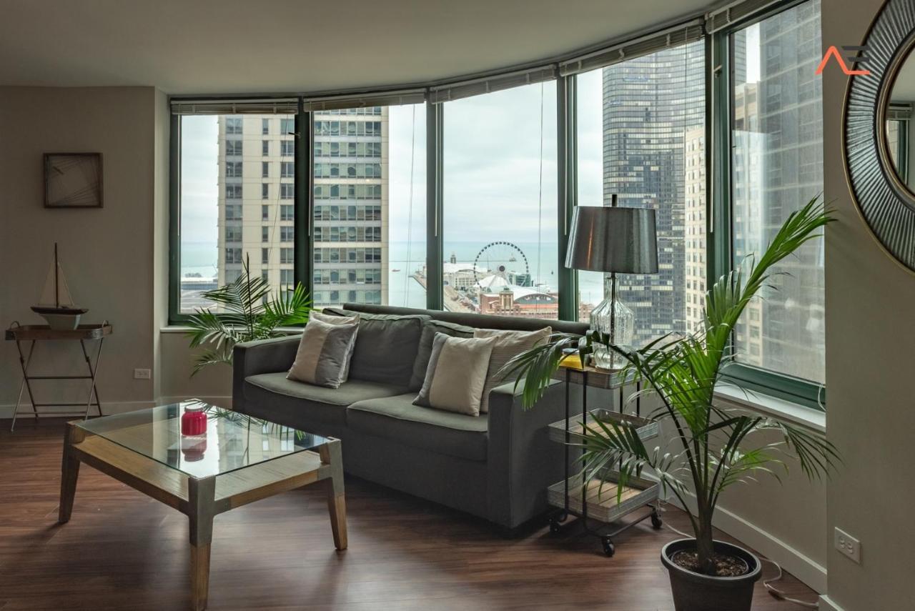 Envitae 3br Downtown Luxurious Views & Pool Apartment