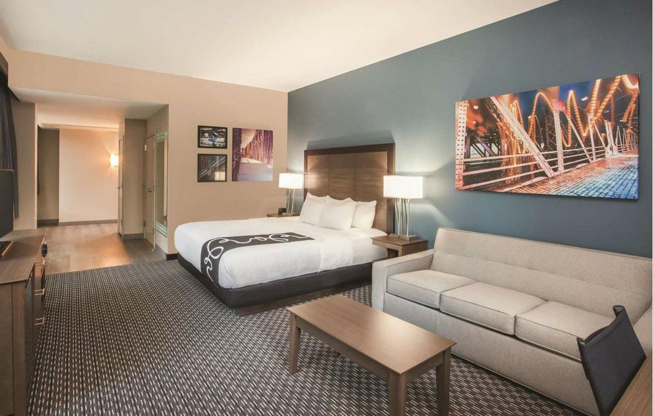 Hotel La Quinta & By Wyndham Downtown 3*