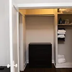 Frontdesk Studio Apt Near The Museum Of Science