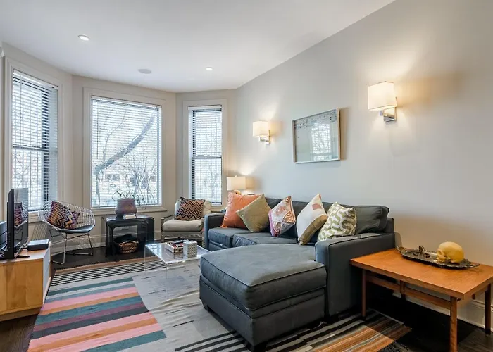 Logan Blvd Luxury! Enjoy The Well-Equipped Kitchen And Prime Location Apts