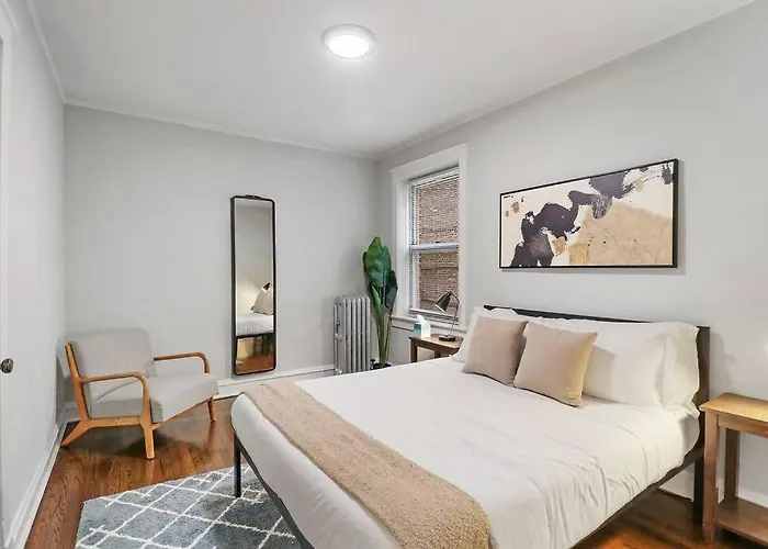 Elegant & Stylishly 1Br Fully Furnished Apt - Lincoln 205