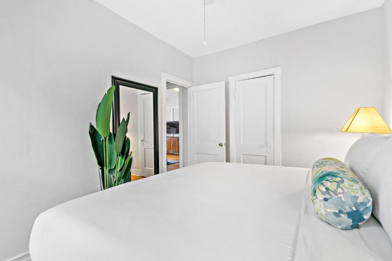 Roomy 3br Apt Near Beach, Park & Loyola - Lunt 2n