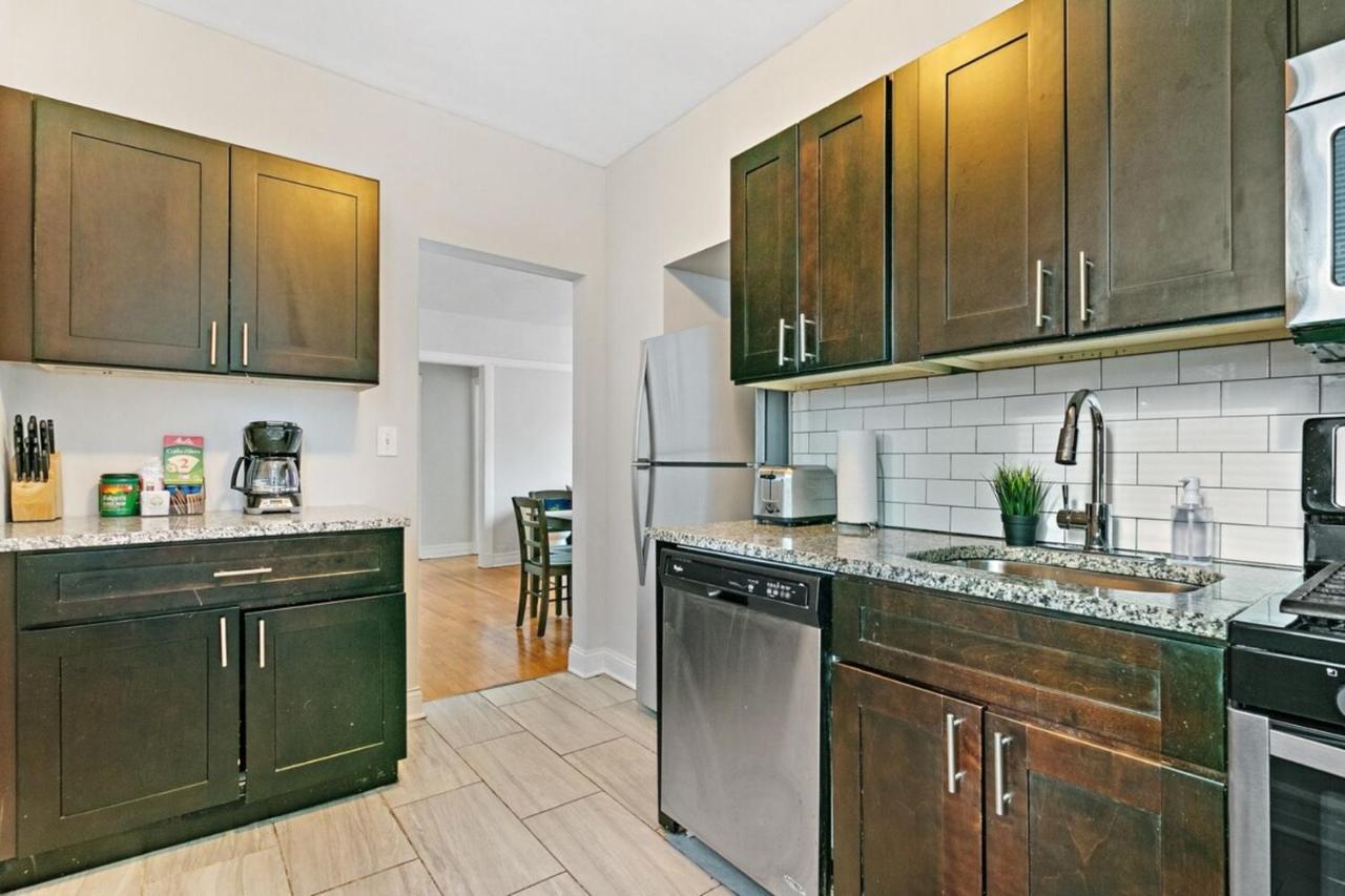 Apartment Roomy 3br Apt Near Beach, Park & Loyola - Lunt 2n