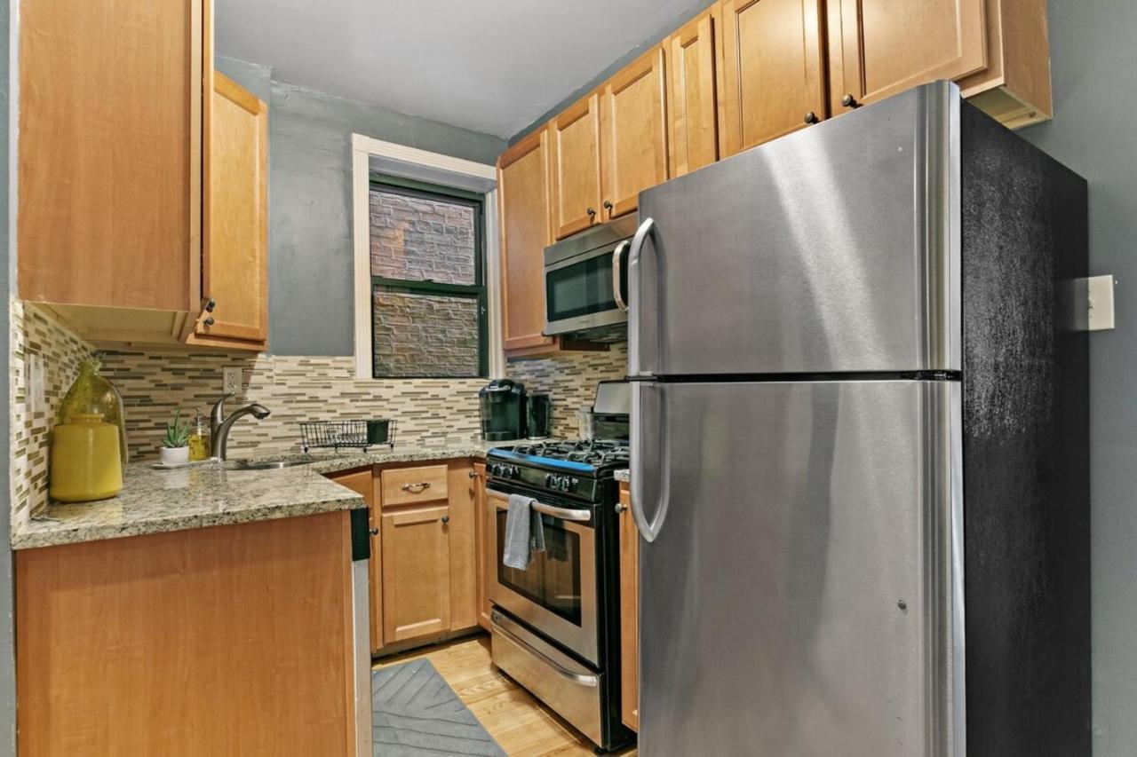 Feel The Vibe 2br Designer - Halsted 3d * Chicago