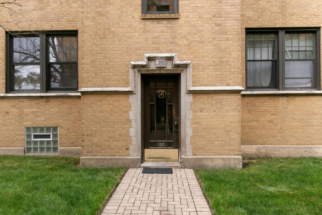 Well-furnished 1br Apt In Popular Spot - Belmont J3