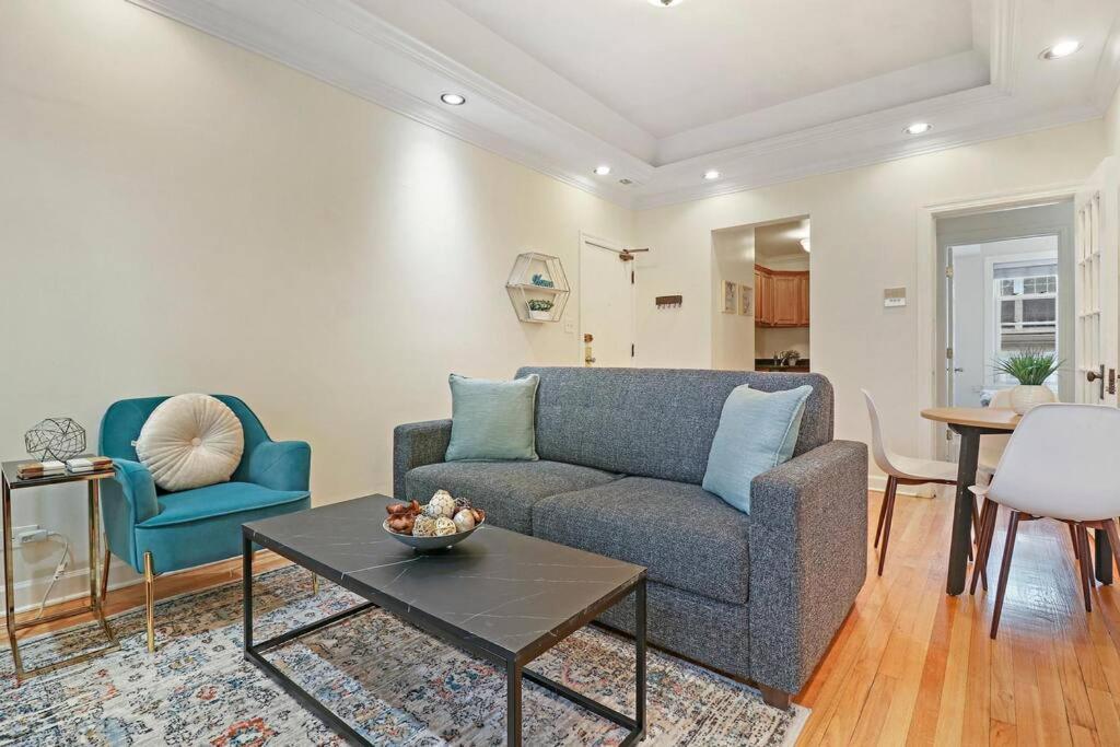 2br Alluring With Laundry - Cullom D3 *