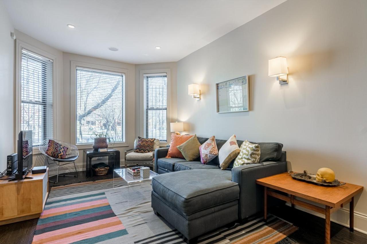 Logan Blvd Luxury! Enjoy The Well-equipped Kitchen And Prime Location Apts Apartment Chicago