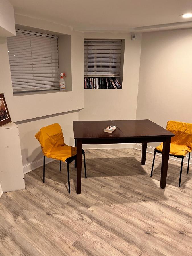 Simplified Living Space Chicago