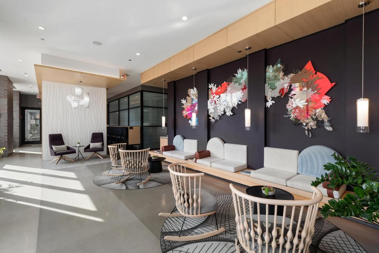 Cloud9 - River West At Avenir Apartment