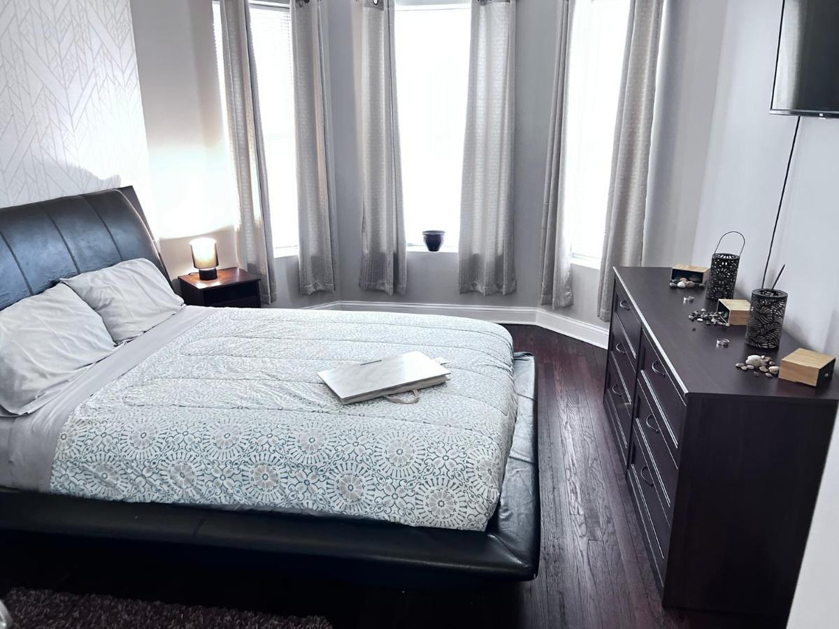 Simplified Living Space Homestay