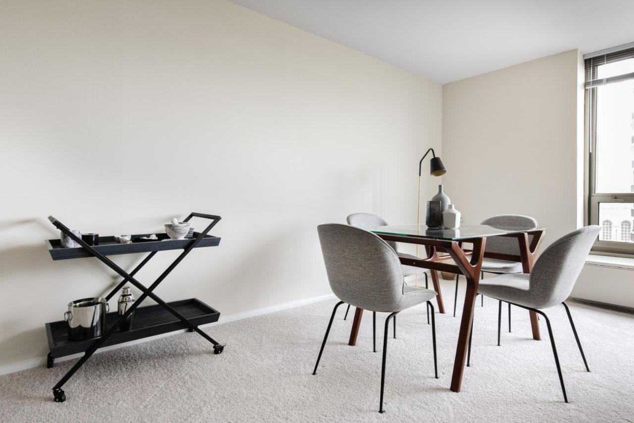 Lakeview 1br W Rooftop Pool Nr Wrigley Field Chi-378 *