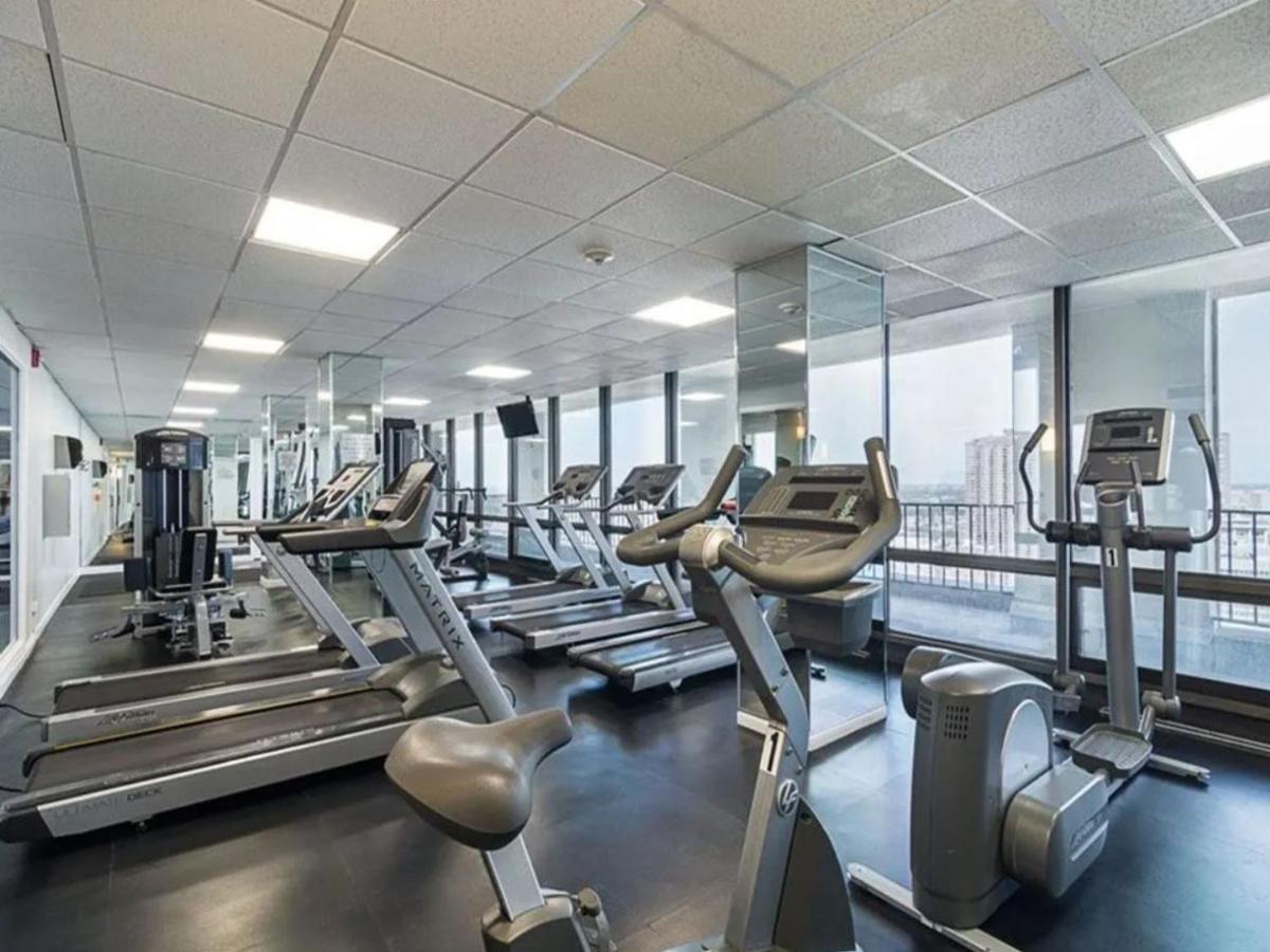 Lakeview 1br W Rooftop Pool Nr Wrigley Field Chi-378 Apartment