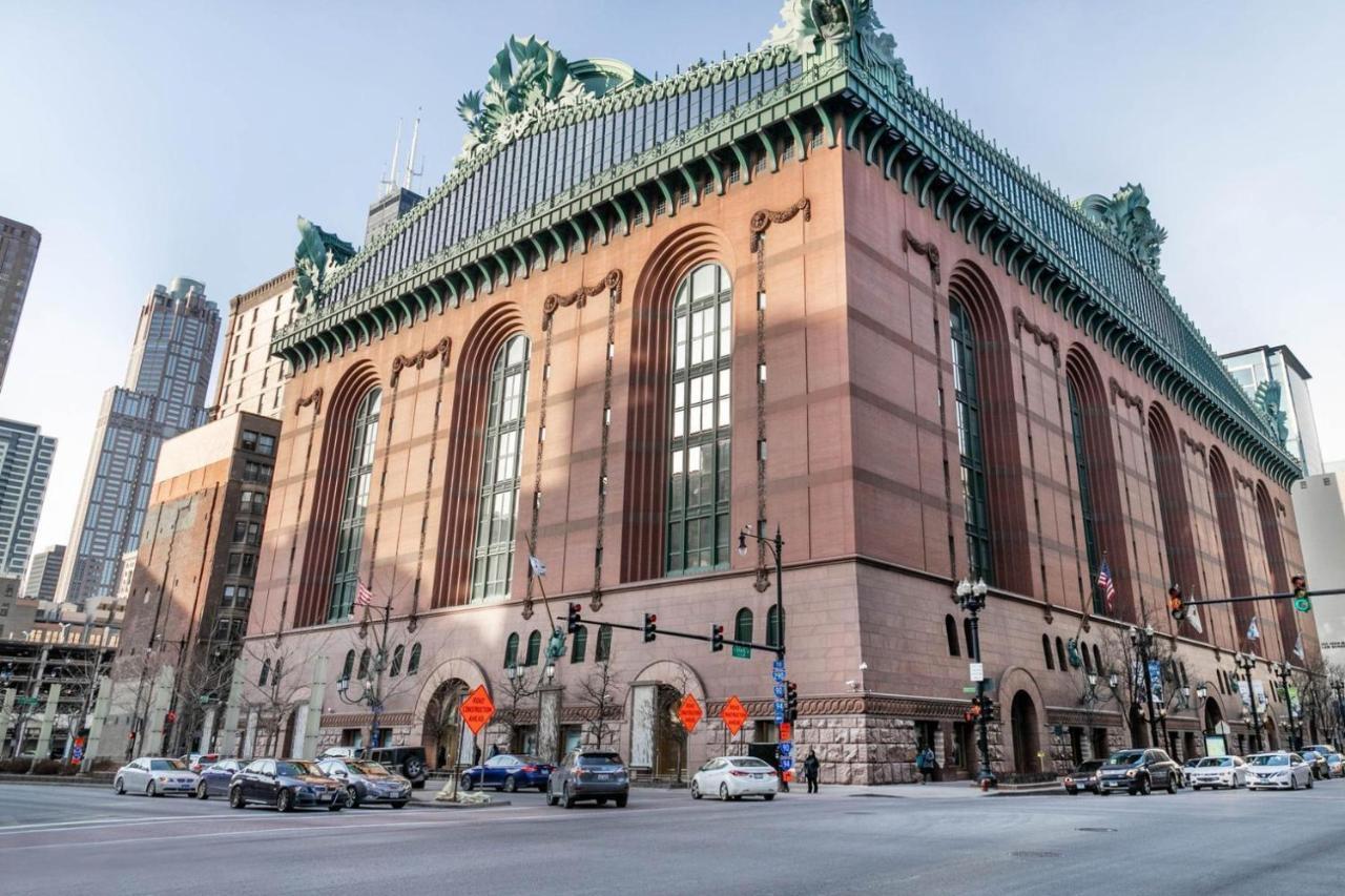 Apartment Loop W Pool Gym Nr Theatre District Chi-272 Chicago
