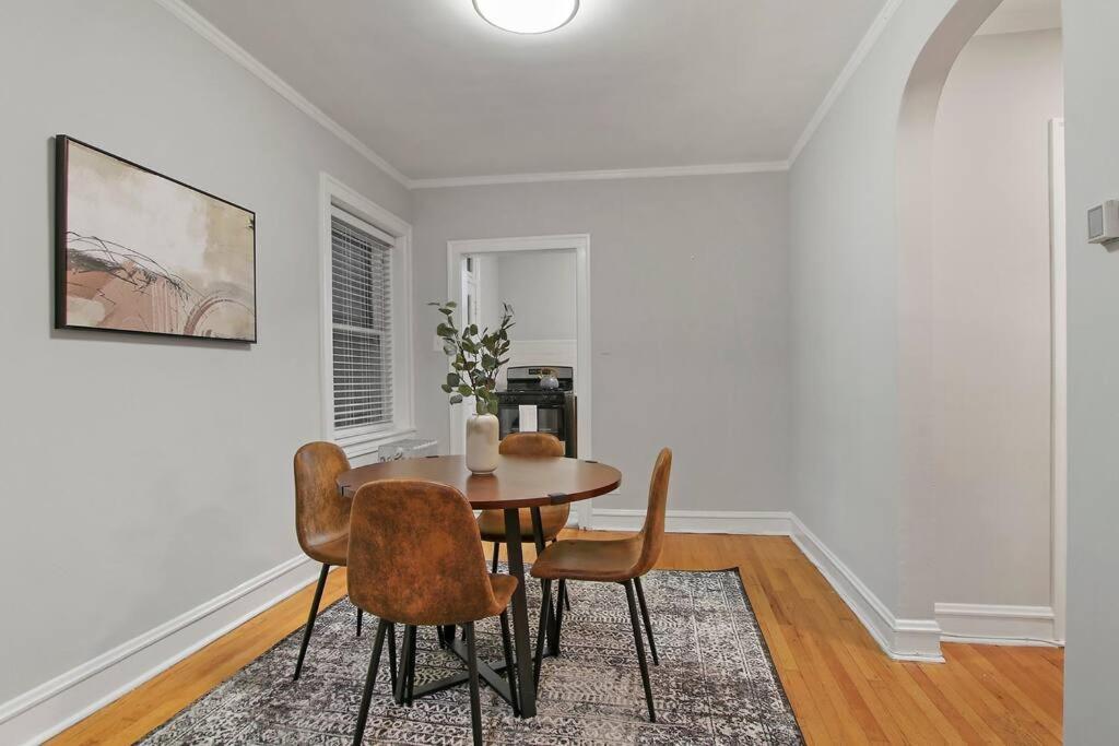 Relaxing 2br Apt With Comfy Bedrooms - Lockwood 3 Apartment Chicago