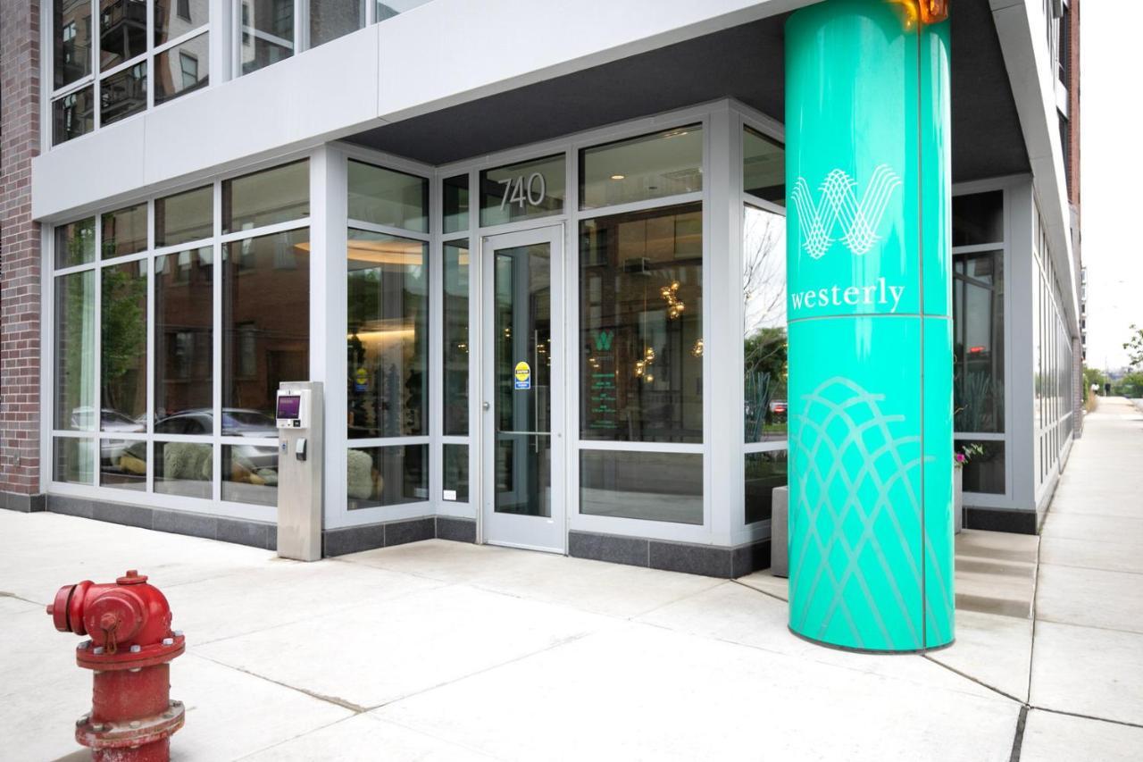 River West Jr 1br W Pool Gym Nr Entertainment Chi-968 Chicago