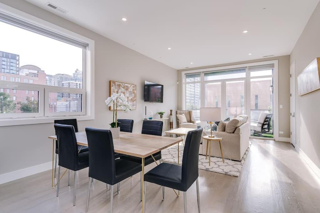 Stunning #2 - Downtown River North Holiday home