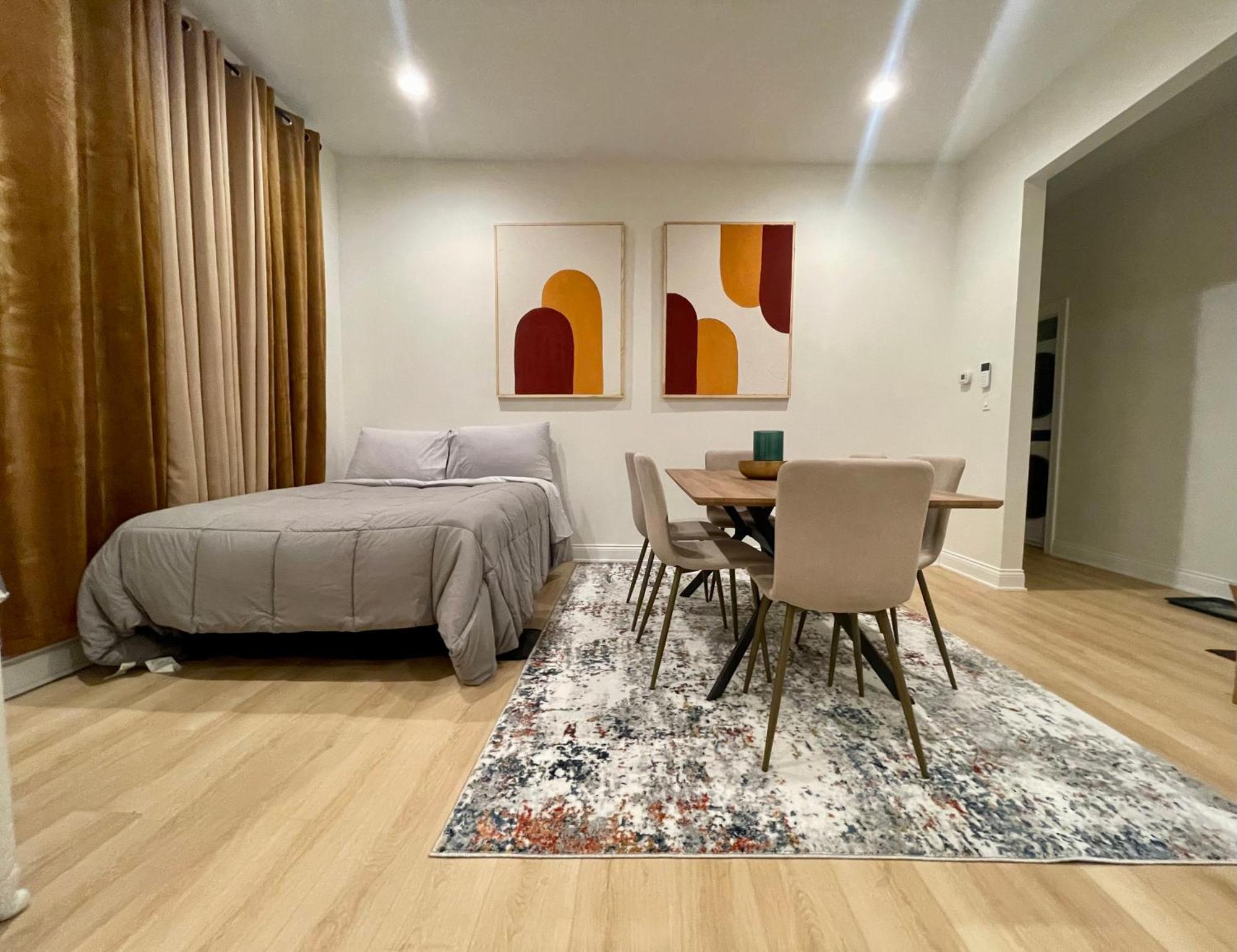 First Floor In Apartment Chicago