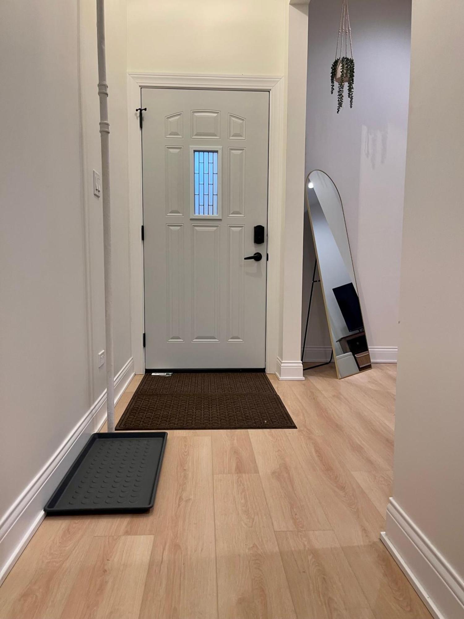 First Floor In Apartment Chicago