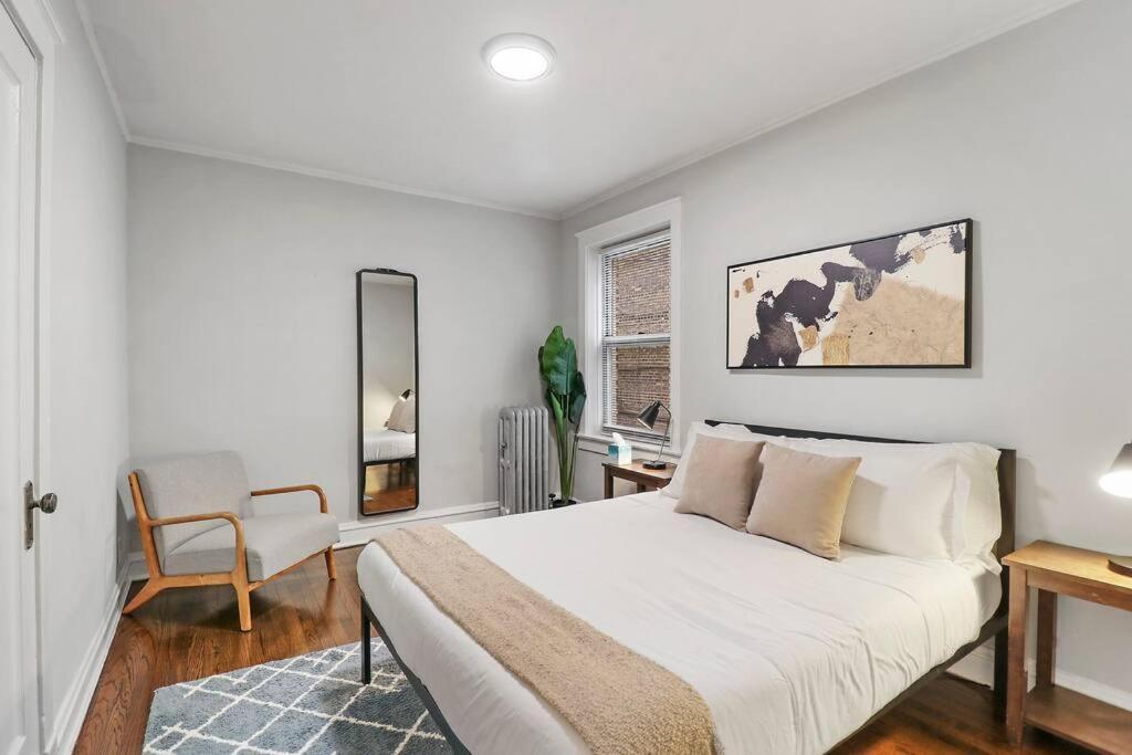 Elegant & Stylishly 1br Fully Furnished Apt - Lincoln 205 Apartment