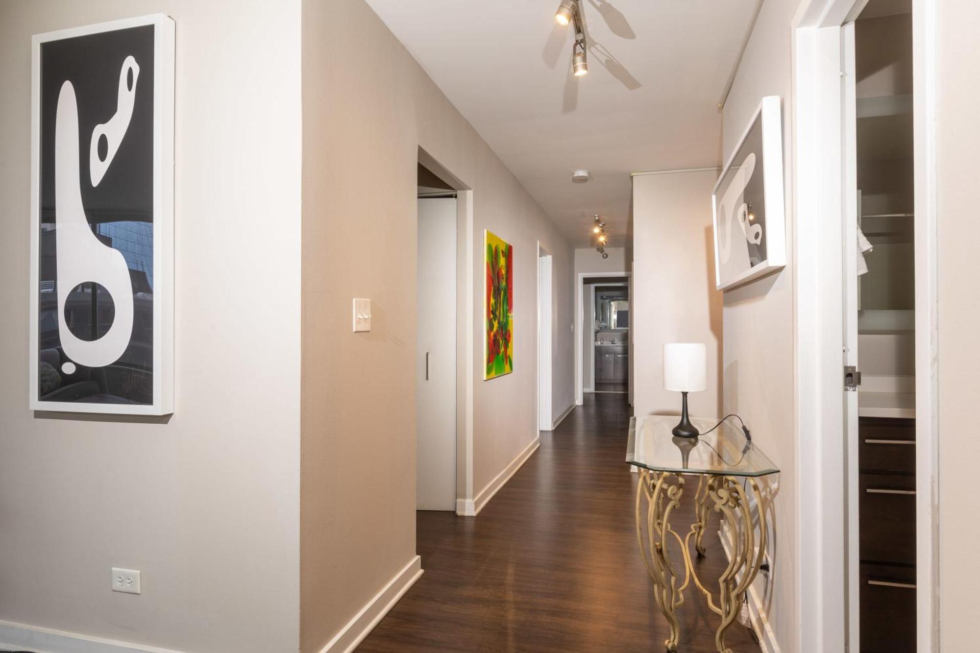 Apartment 3b/3b Skyloft With Navy Pier View Gym & Pool By Envitae Chicago