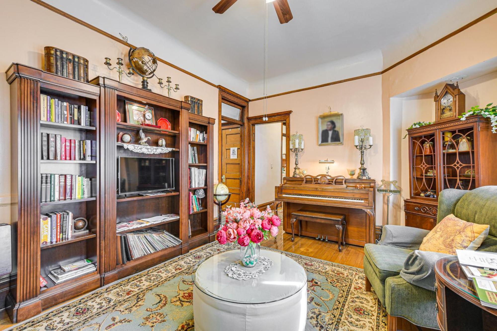 Holiday home 5 Mi To Dtwn In Garfield Park! *