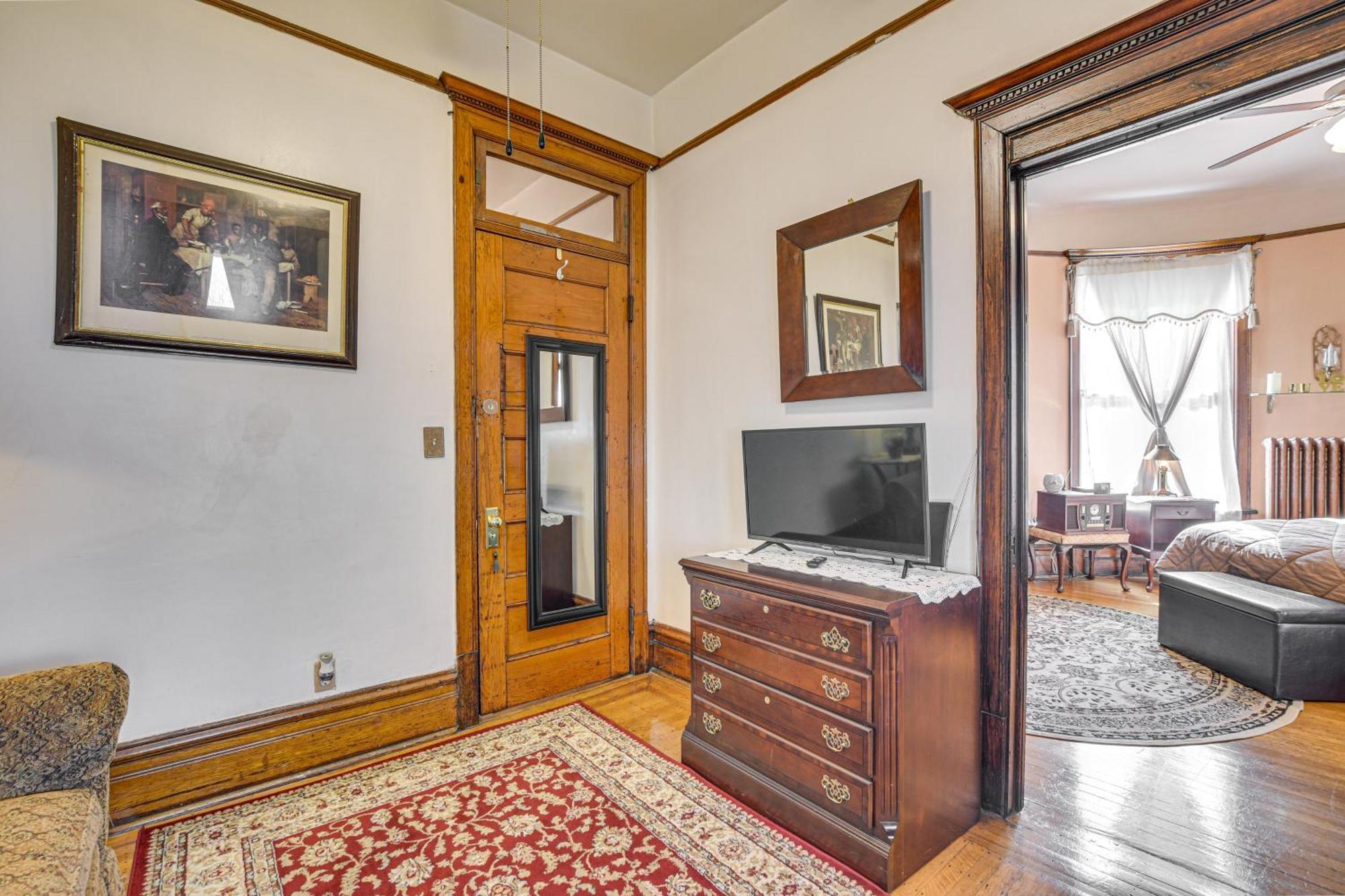 5 Mi To Dtwn In Garfield Park! Holiday home