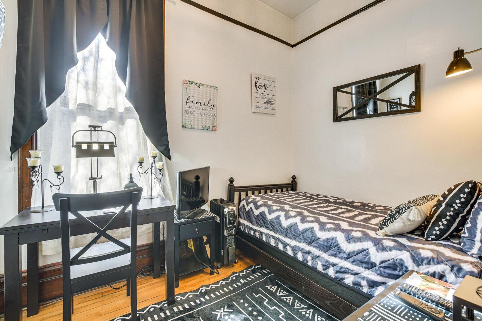 5 Mi To Dtwn In Garfield Park! Holiday home
