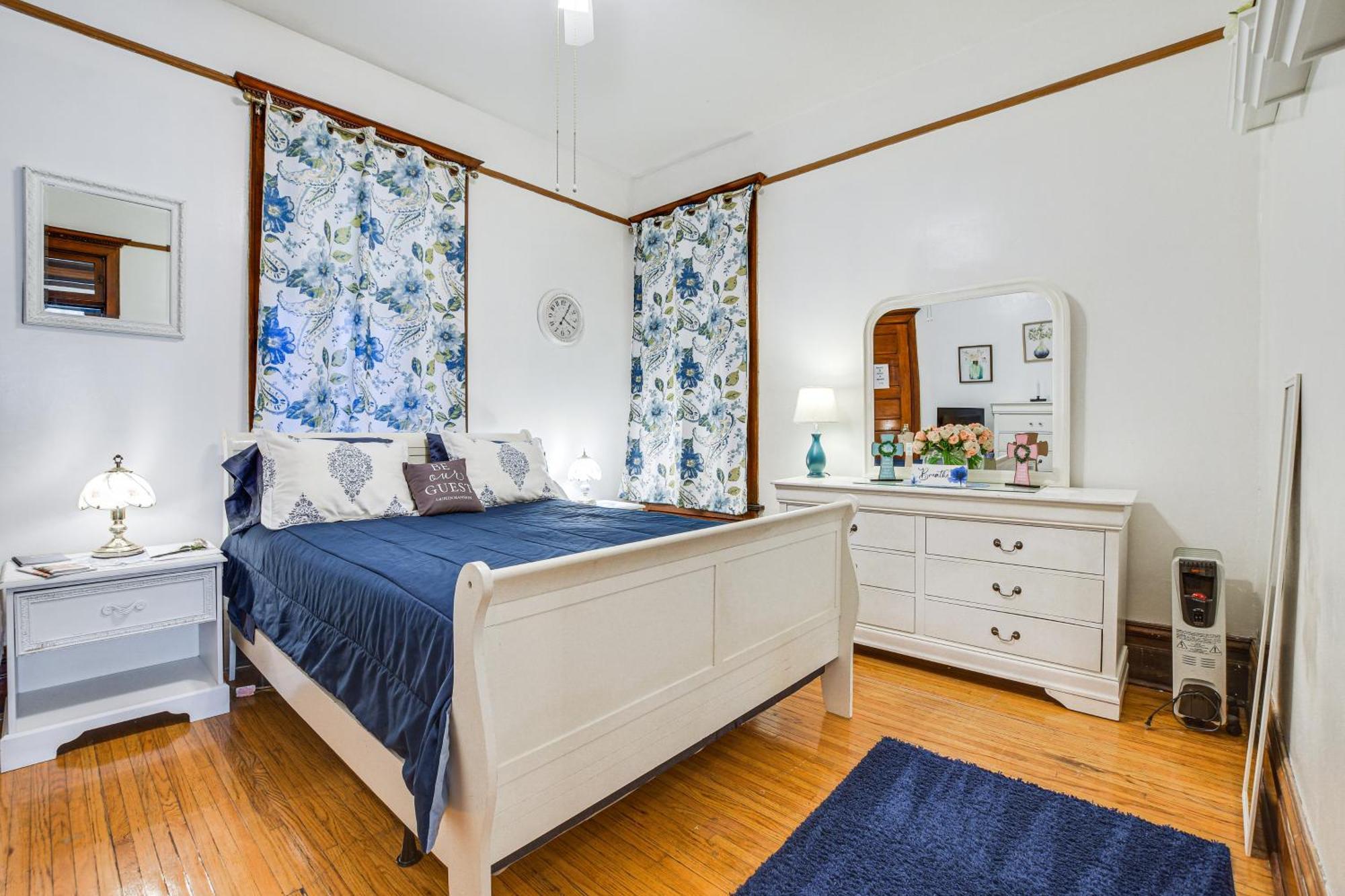 Holiday home 5 Mi To Dtwn In Garfield Park! *