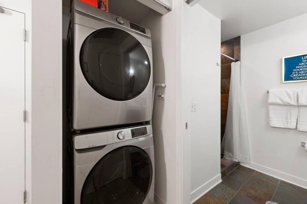 Apartment Sleek 2 Bed 2 Bath In Trendy Fulton Market *