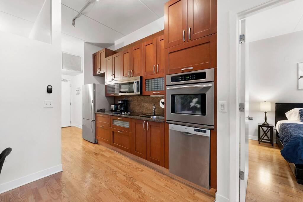 Apartment Sleek 2 Bed 2 Bath In Trendy Fulton Market *