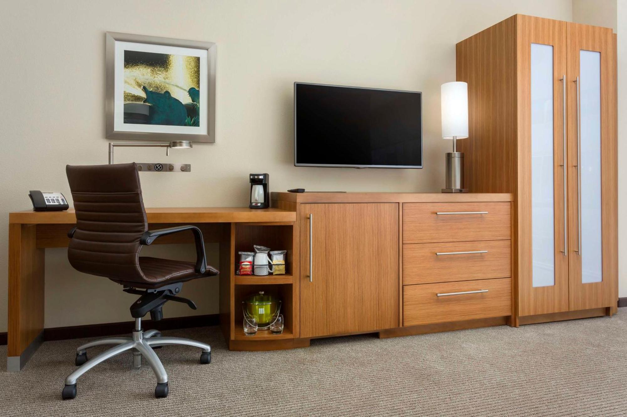 Hyatt Place Chicago/downtown - The Loop 3*