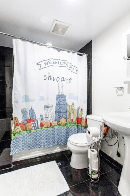 Spacious & Stylish At The Heart Of Wicker Park * Chicago