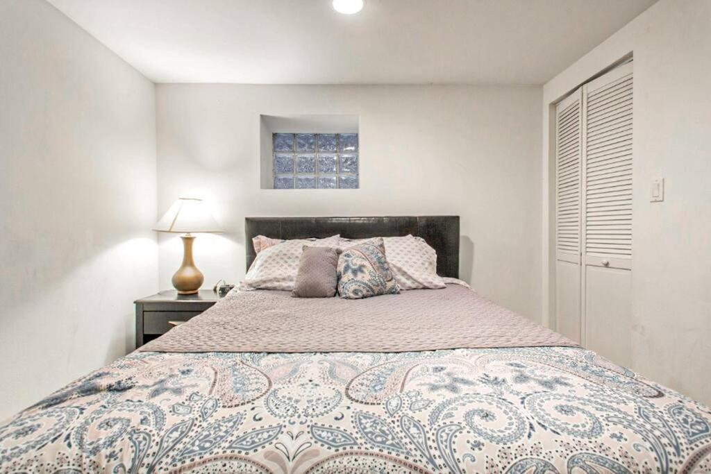 Apartment Spacious & Stylish At The Heart Of Wicker Park