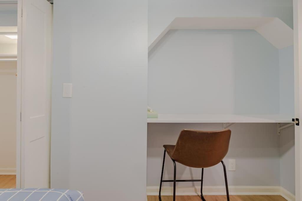 Apartment Prime Location In Lakeview Near Wrigleyville *
