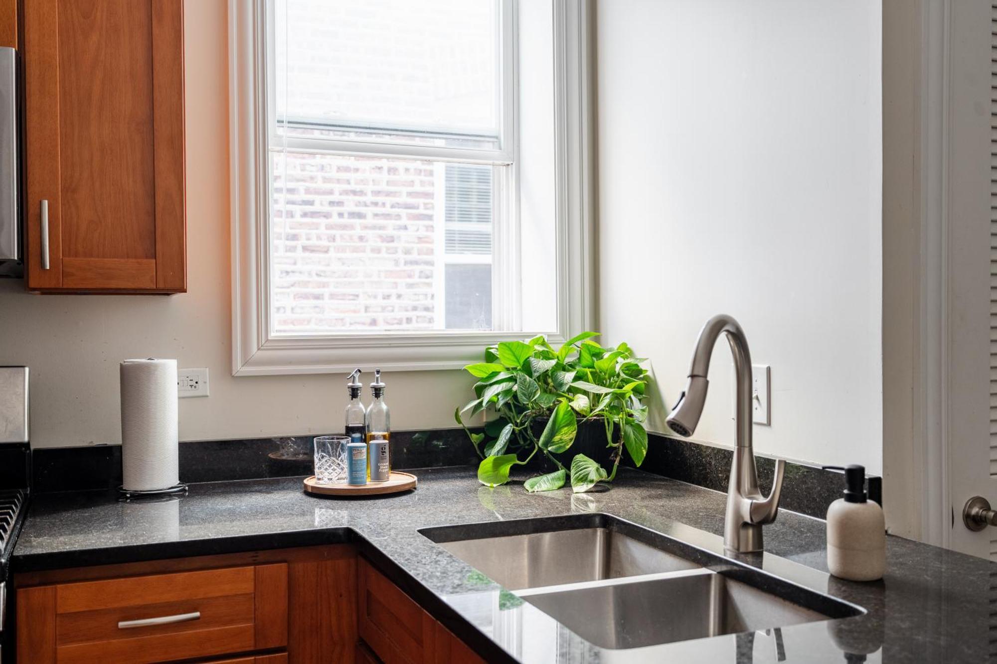 Flexhome Wicker Park 3br Dv1 Chicago