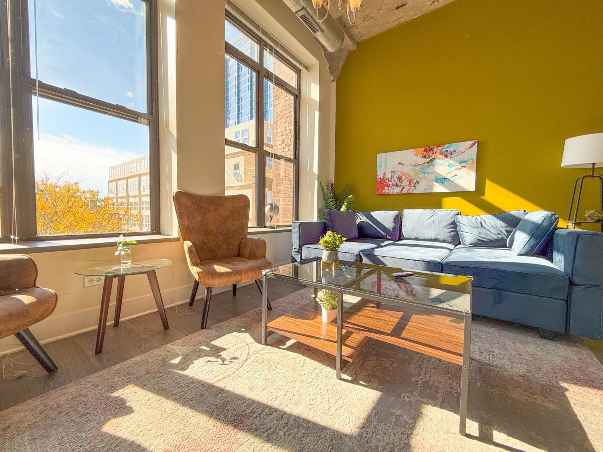 Mccormick Place 2b-2b With Optional Parking And Gym For Up To 8 Guests Apartment Chicago