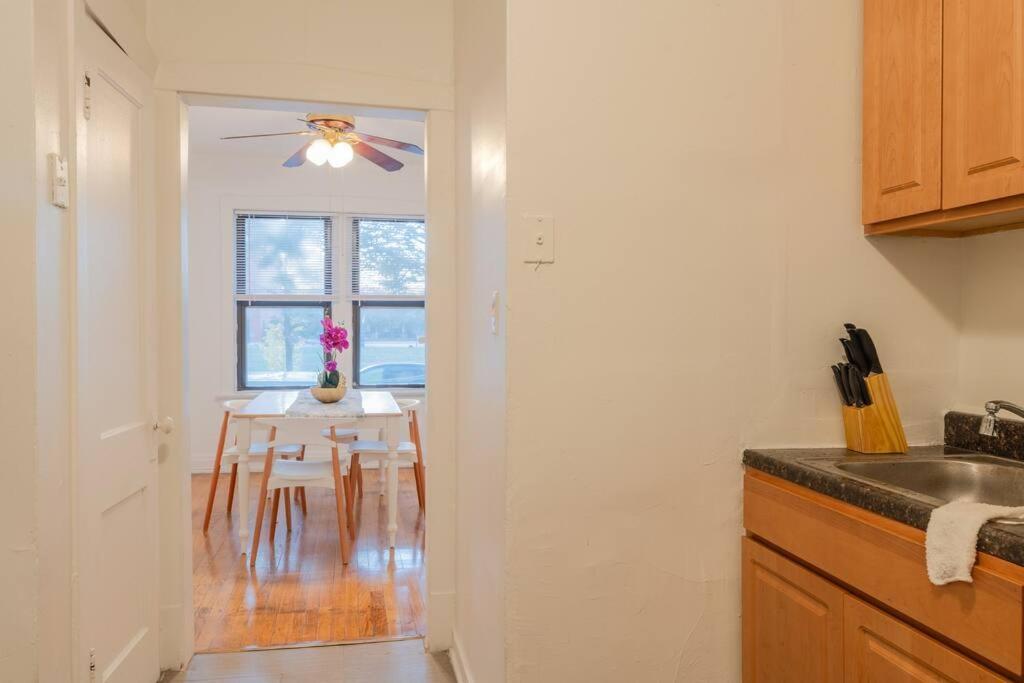 Apartment Hyde Park Chic 1br Prime Location Near Uchicago *