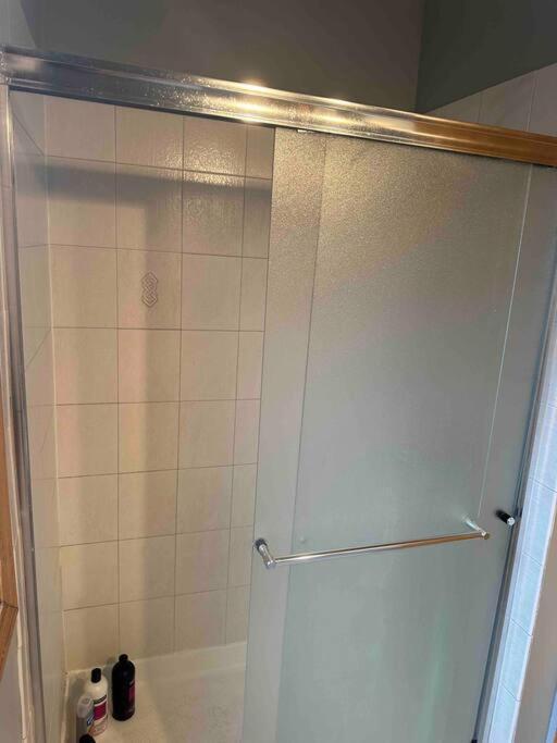 3br 2ba Near Rush Hospital