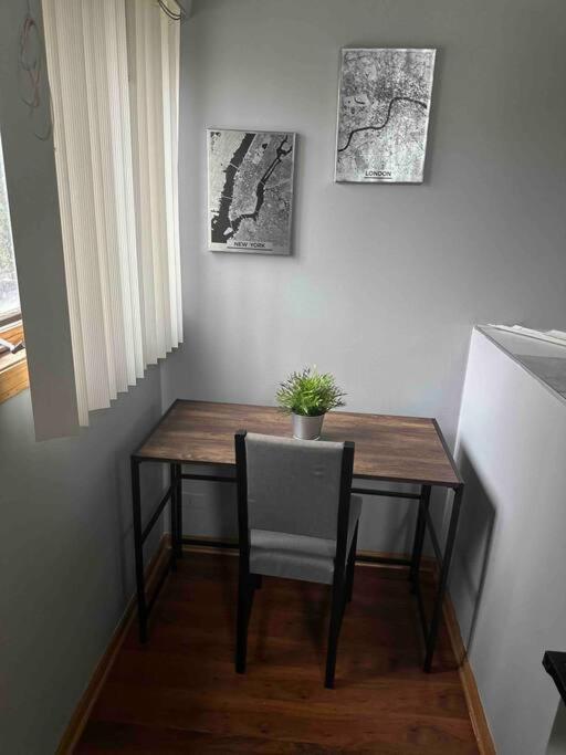 3br 2ba Near Rush Hospital Apartment Chicago