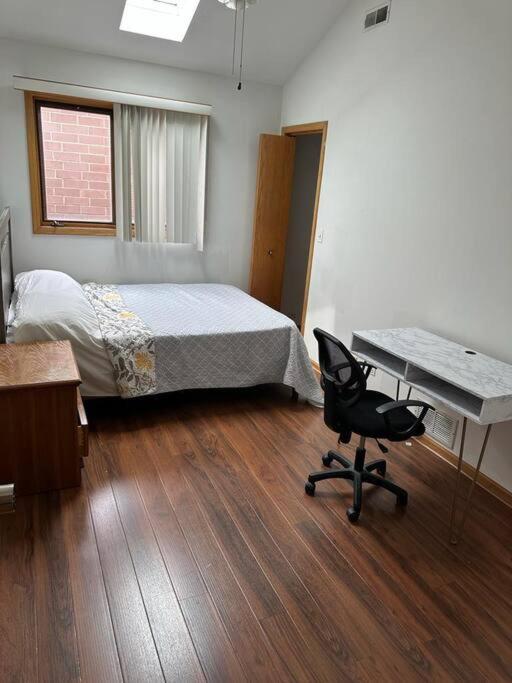 3br 2ba Near Rush Hospital Apartment Chicago