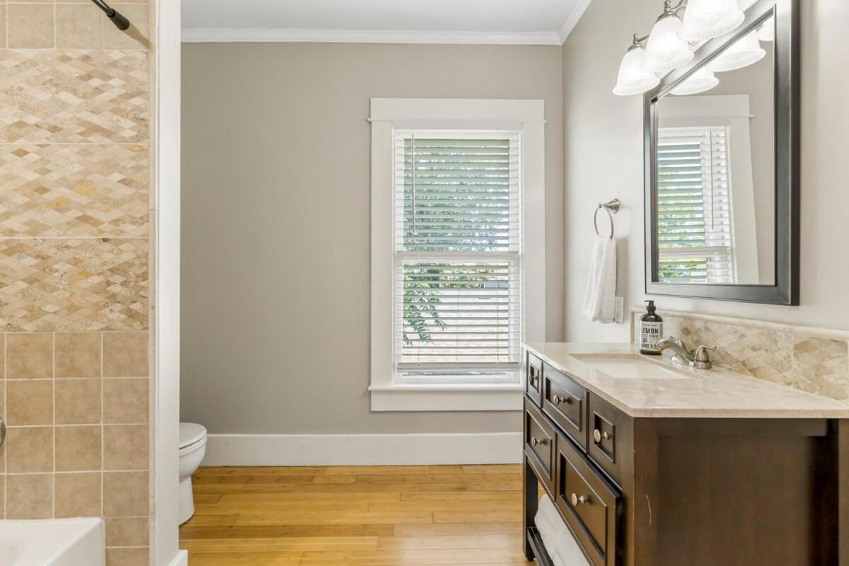 Main House At Cherry Street 4bdr *