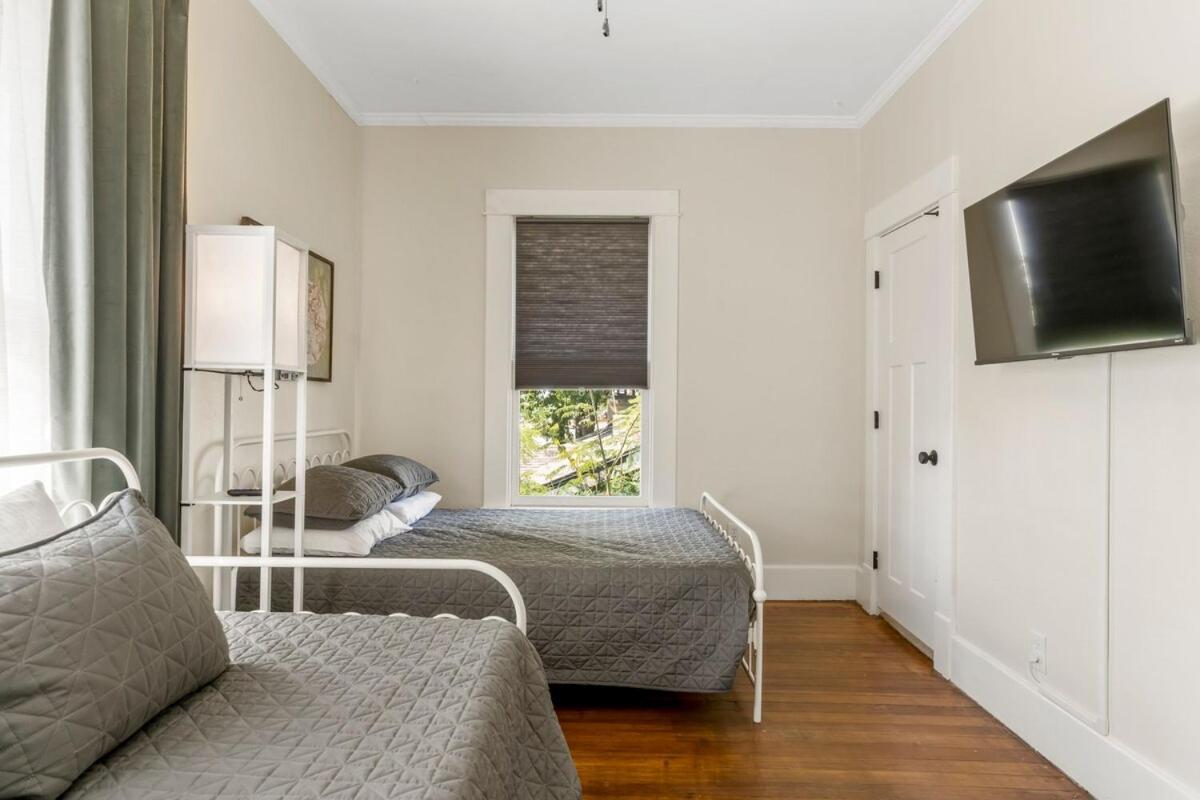 Main House At Cherry Street 4bdr *