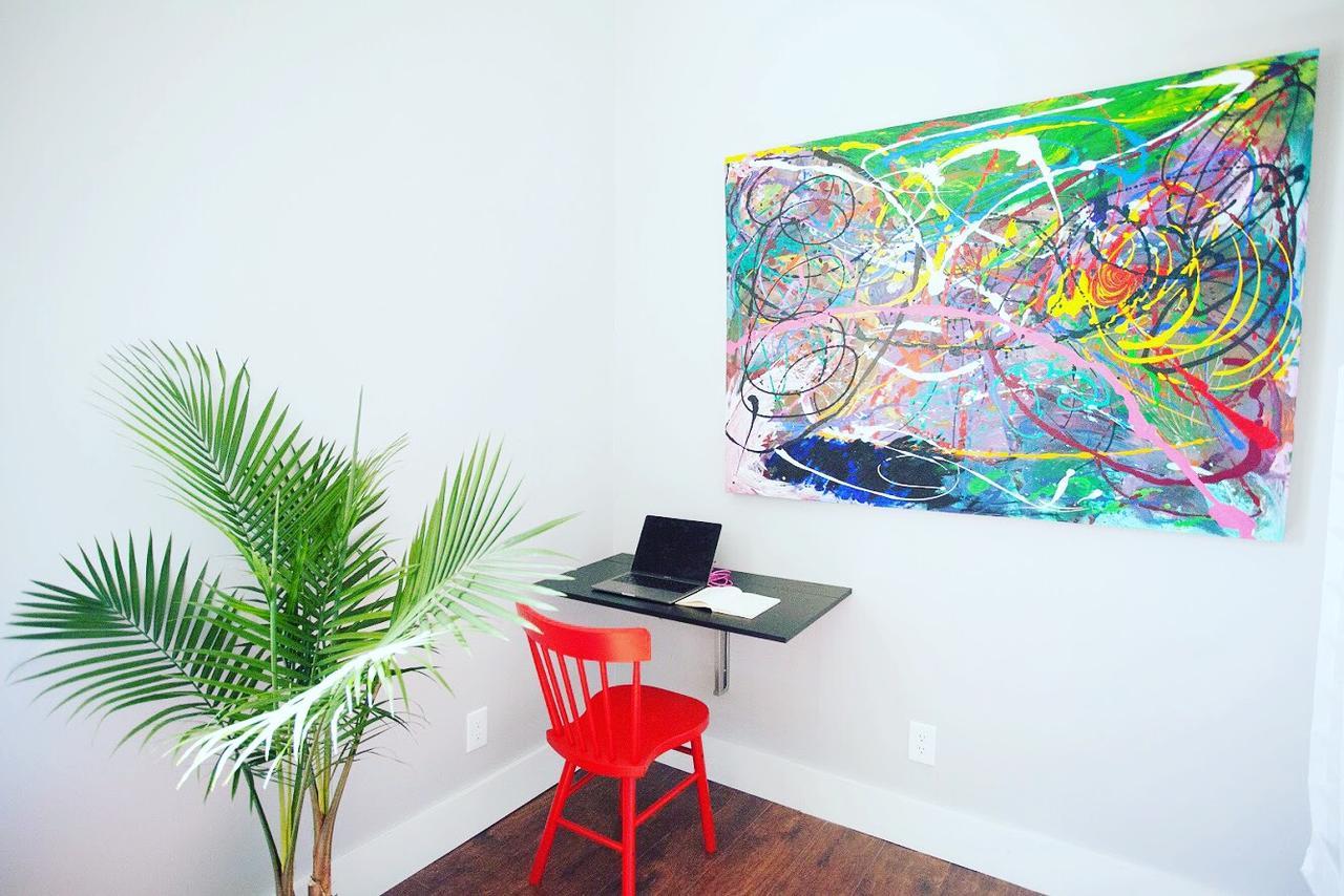 Charming Near Downtown Apartment *