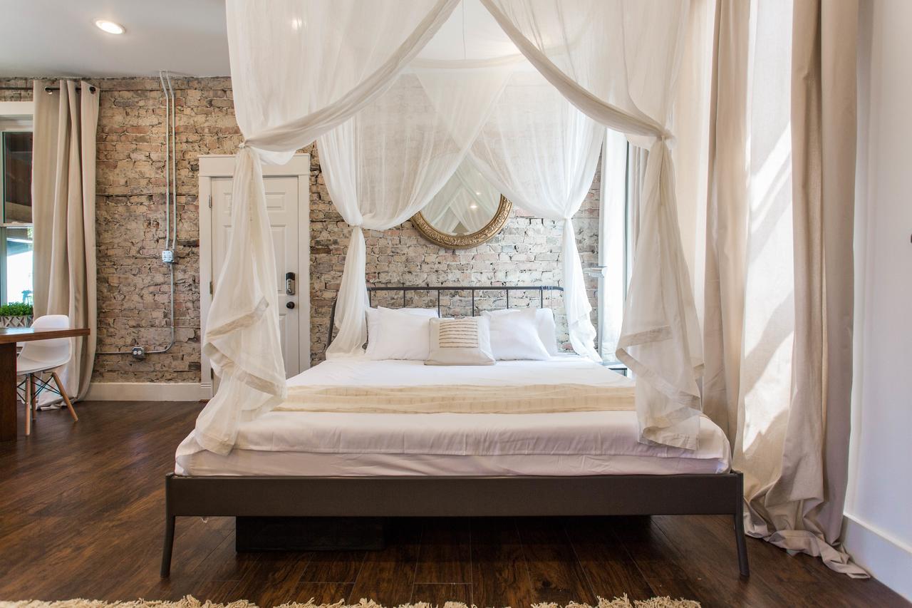 Charming Near Downtown *